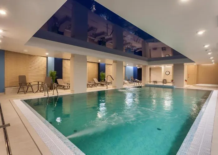 Nowa Motlawa Spa, Pool, Gym By Downtown 公寓式酒店 3*