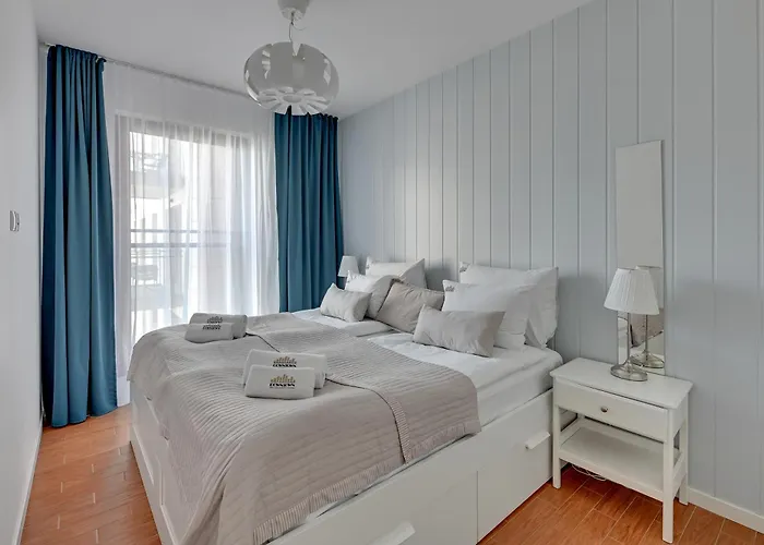 公寓式酒店 Nowa Motlawa Spa, Pool, Gym By Downtown 格但斯克